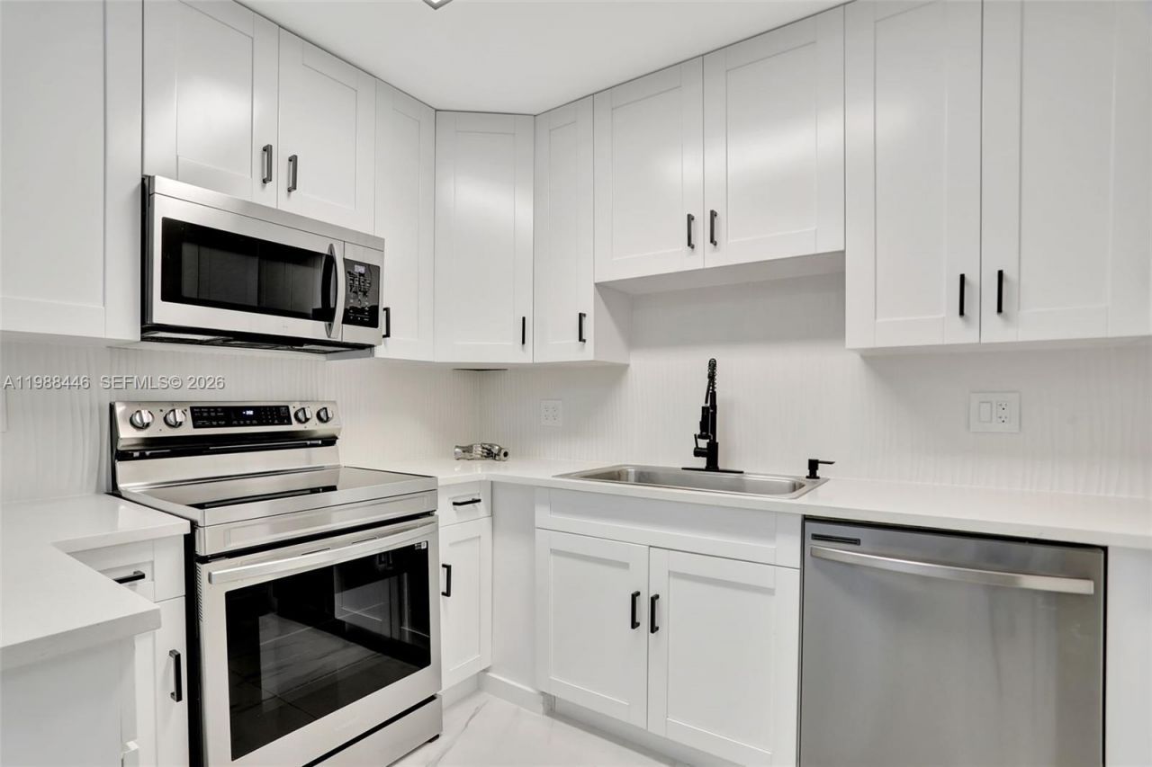 1220 NE 8th St, Pompano Beach, FL 33060 Photo