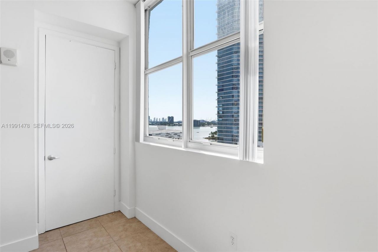 2200 NE 4th Ave , Unit 1002, Miami, FL 33137 Photo