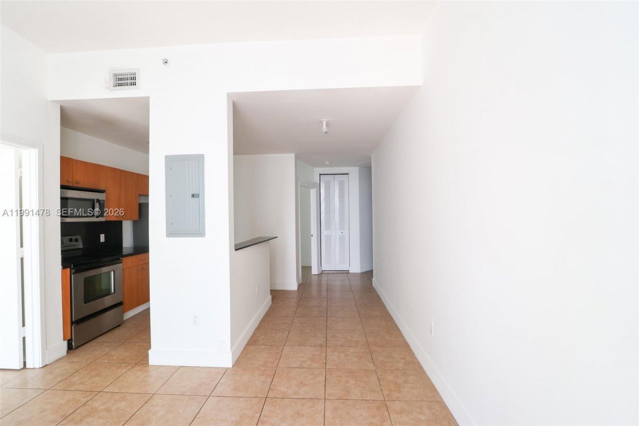 2200 NE 4th Ave , Unit 1002, Miami, FL 33137 Photo