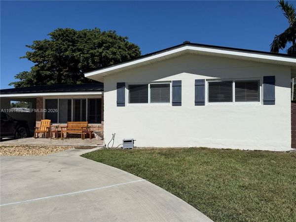 8965 SW 125th Ter , Miami, FL 33176