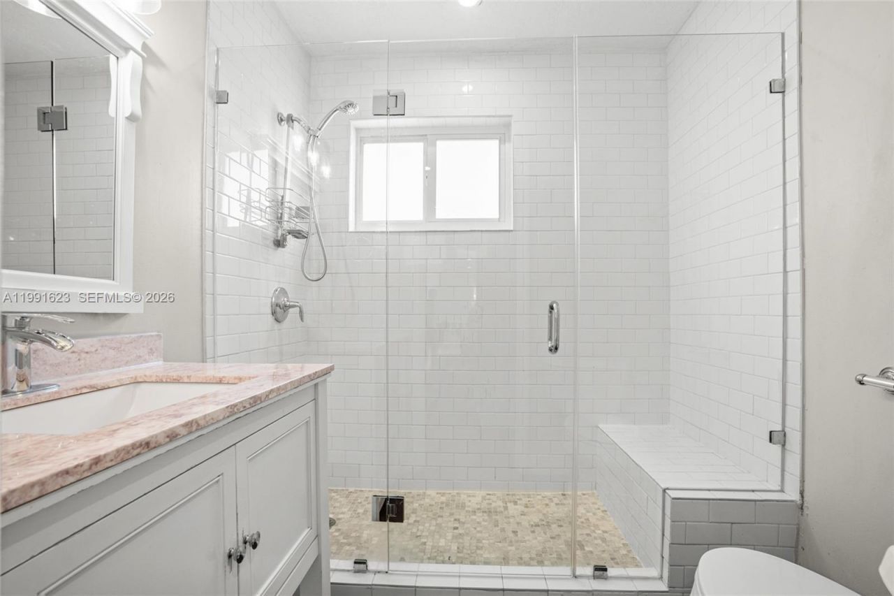 8965 SW 125th Ter , Miami, FL 33176 Photo