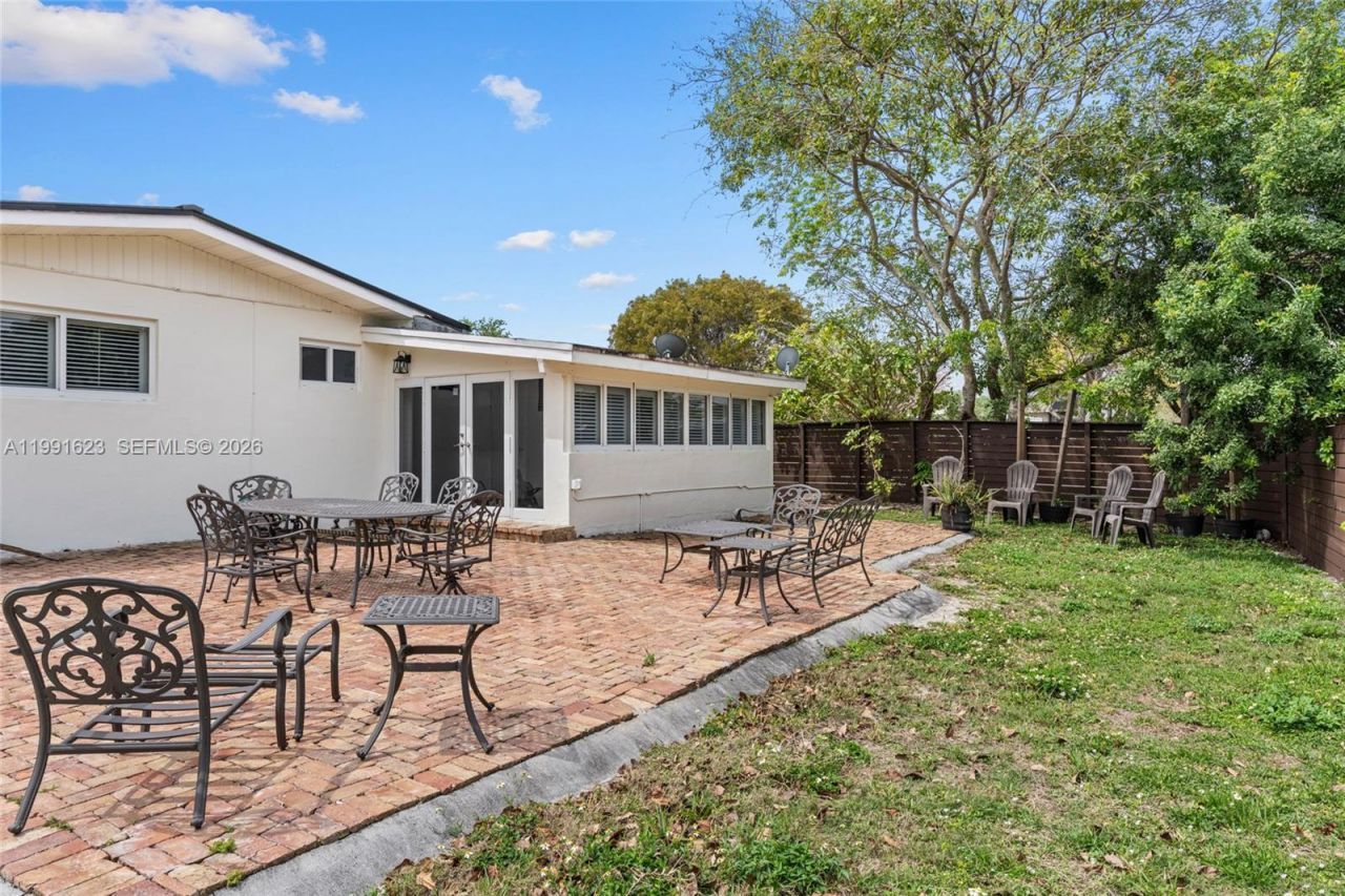 8965 SW 125th Ter , Miami, FL 33176 Photo