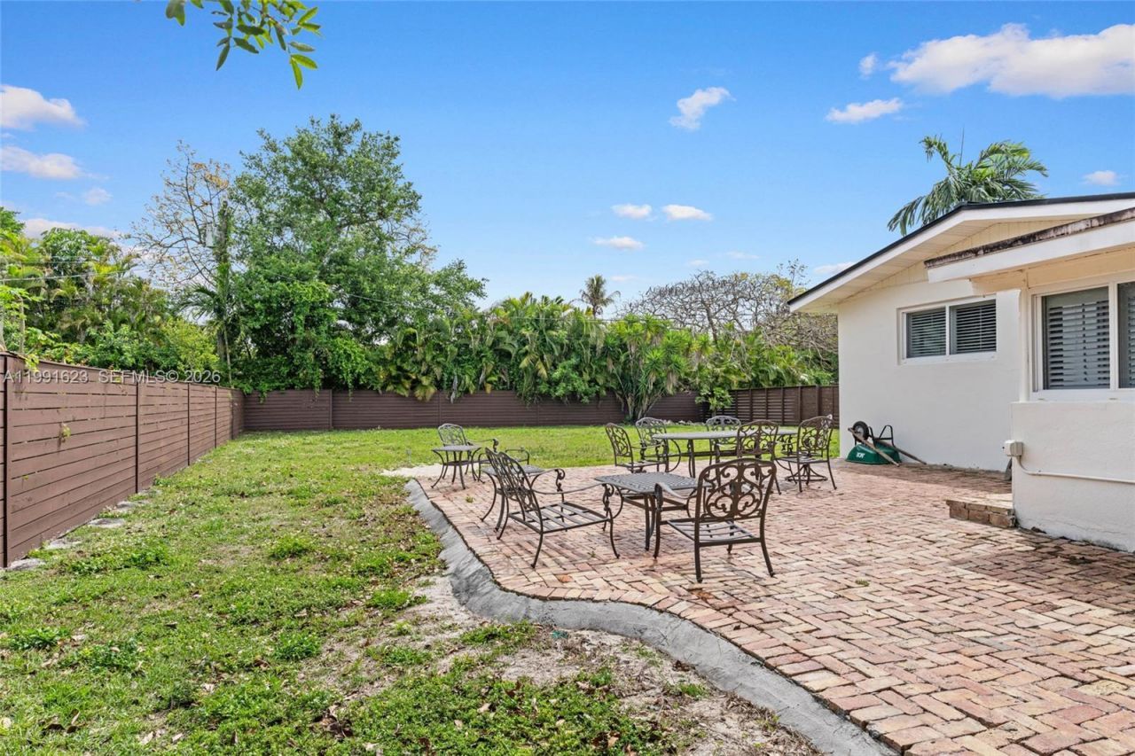 8965 SW 125th Ter , Miami, FL 33176 Photo