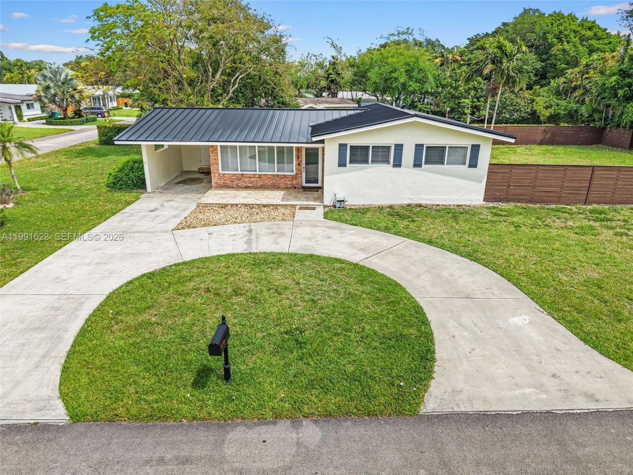 8965 SW 125th Ter , Miami, FL 33176 Photo