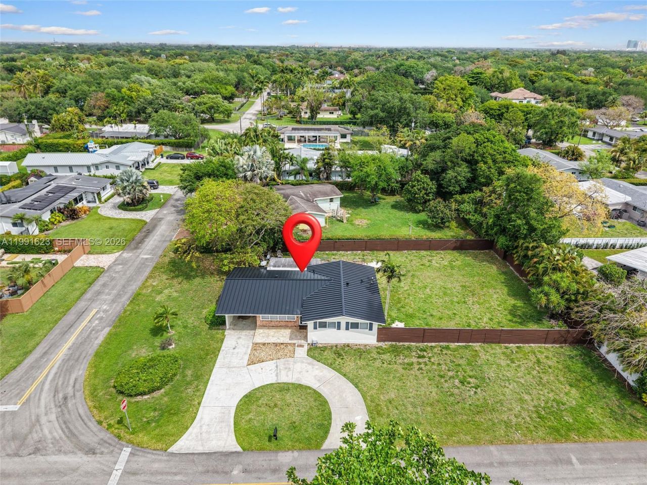 8965 SW 125th Ter , Miami, FL 33176 Photo