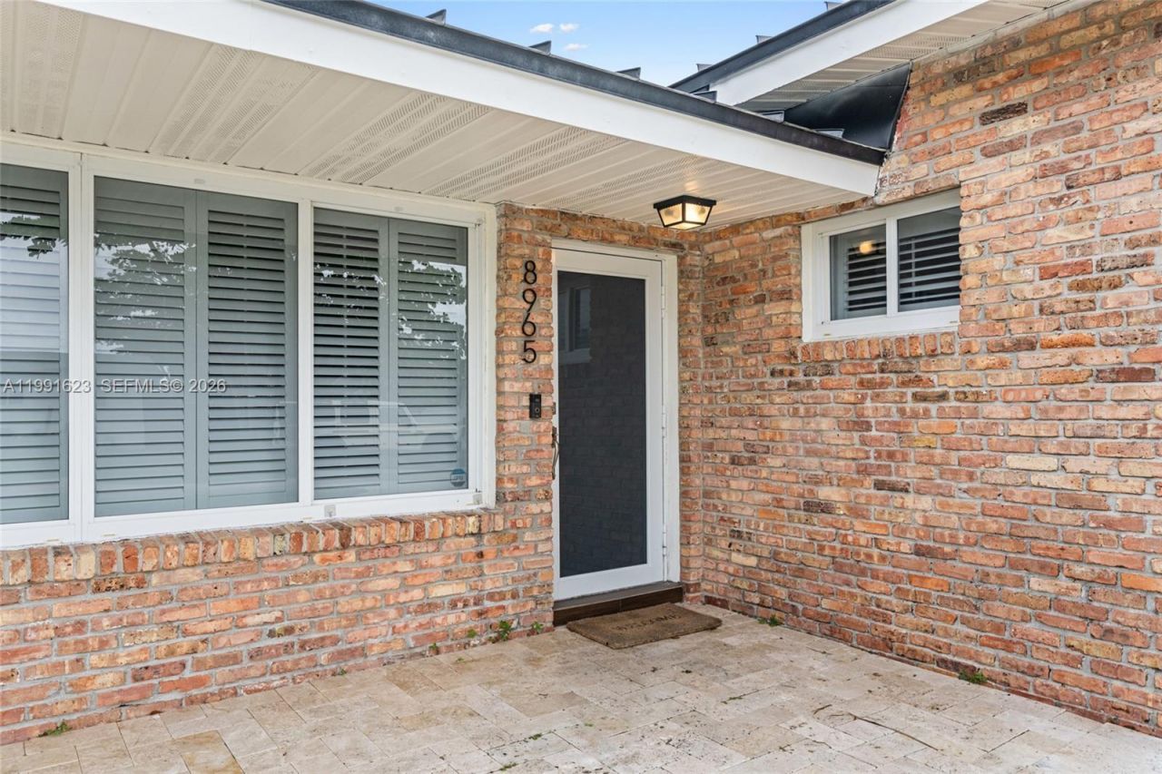 8965 SW 125th Ter , Miami, FL 33176 Photo