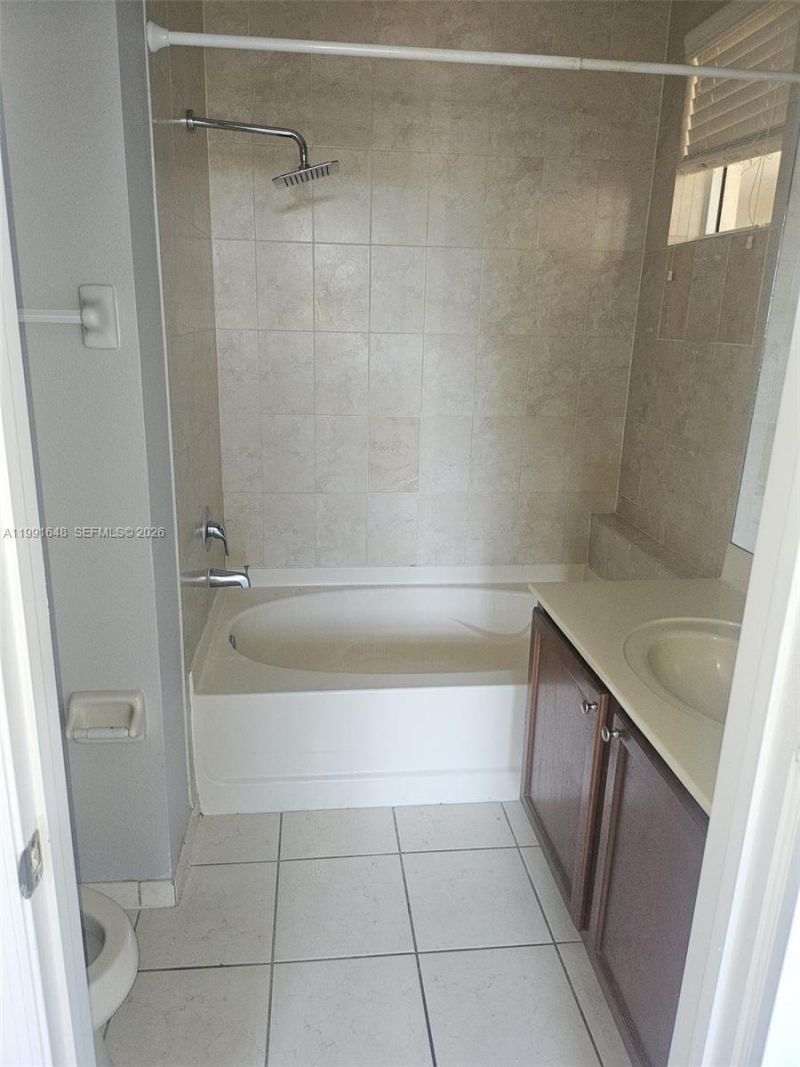 11403 NW 89th St , Unit 209, Doral, FL 33178 Photo