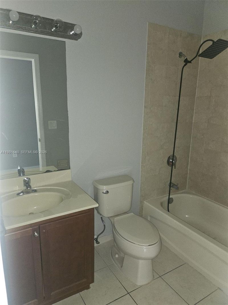 11403 NW 89th St , Unit 209, Doral, FL 33178 Photo