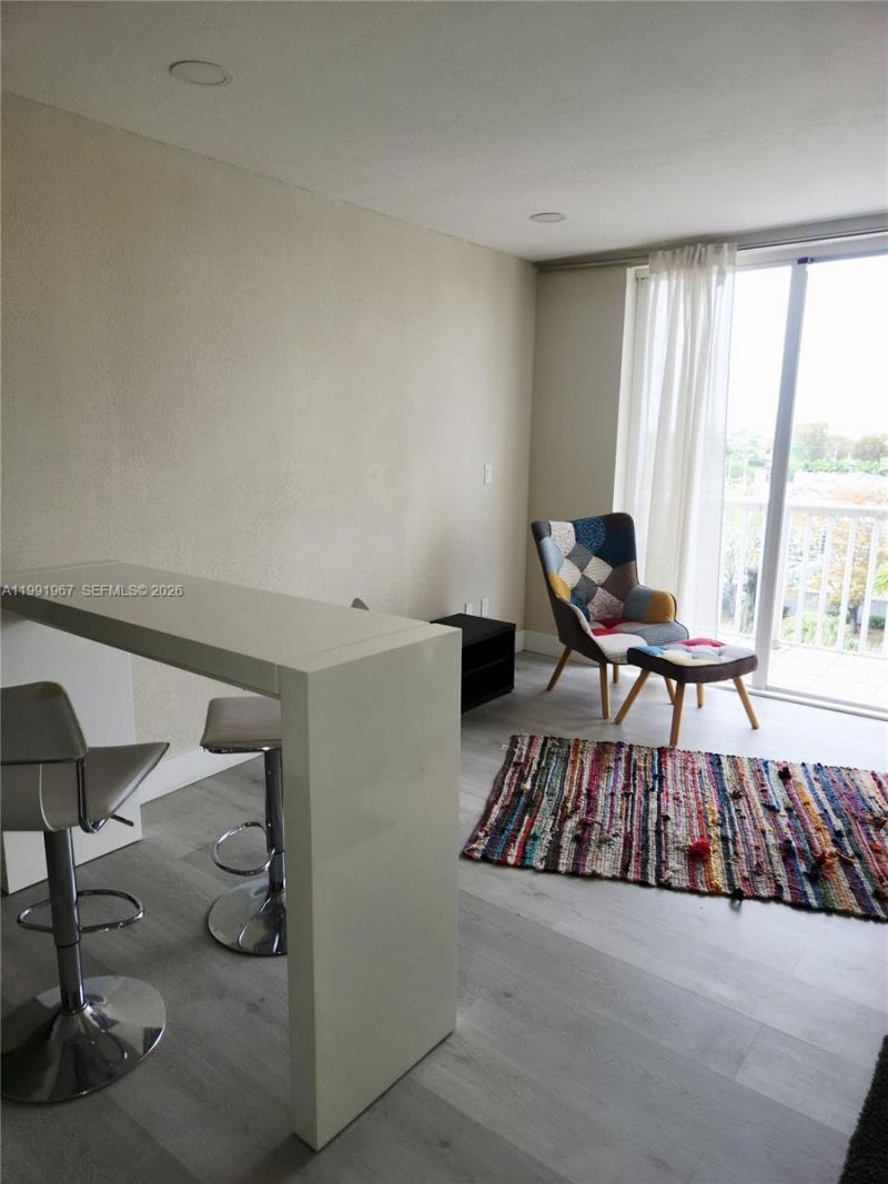 3551 SW 9th Ter , Unit 511, Miami, FL 33135 Photo