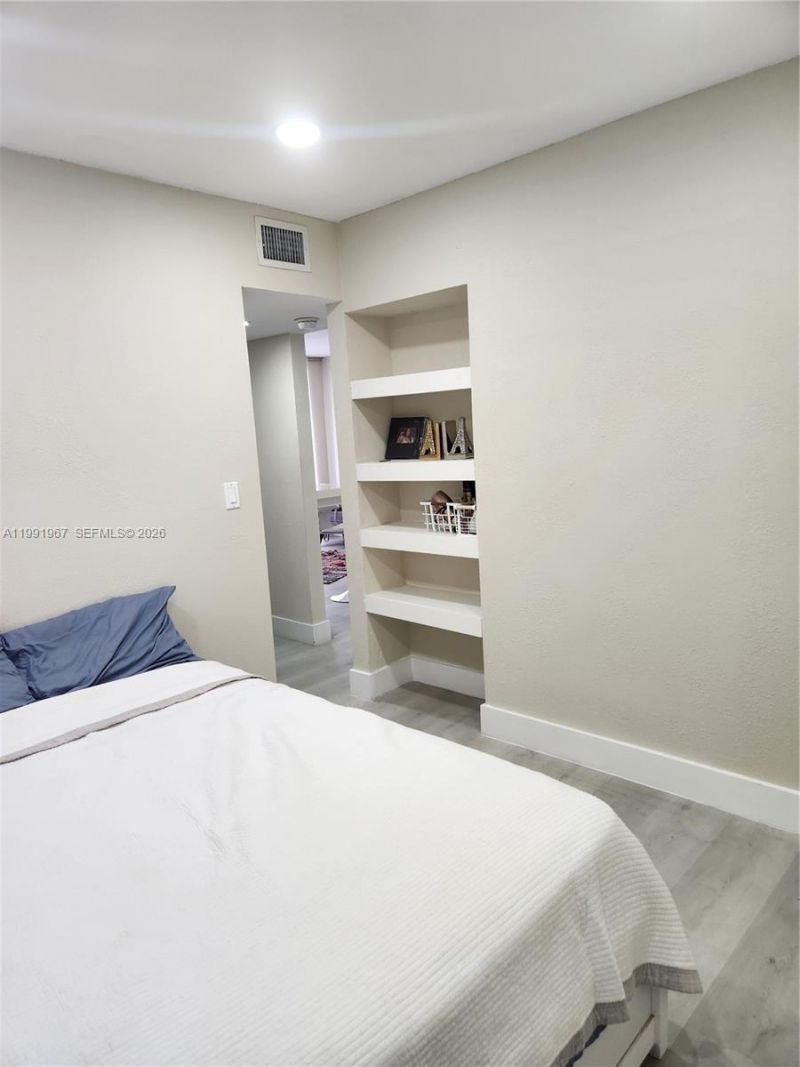 3551 SW 9th Ter , Unit 511, Miami, FL 33135 Photo