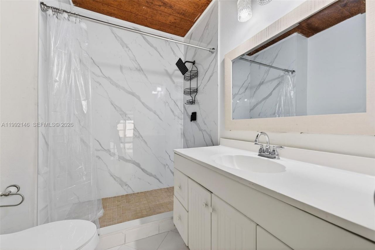 10351 Juniper Ct , Pembroke Pines, FL 33026 Photo