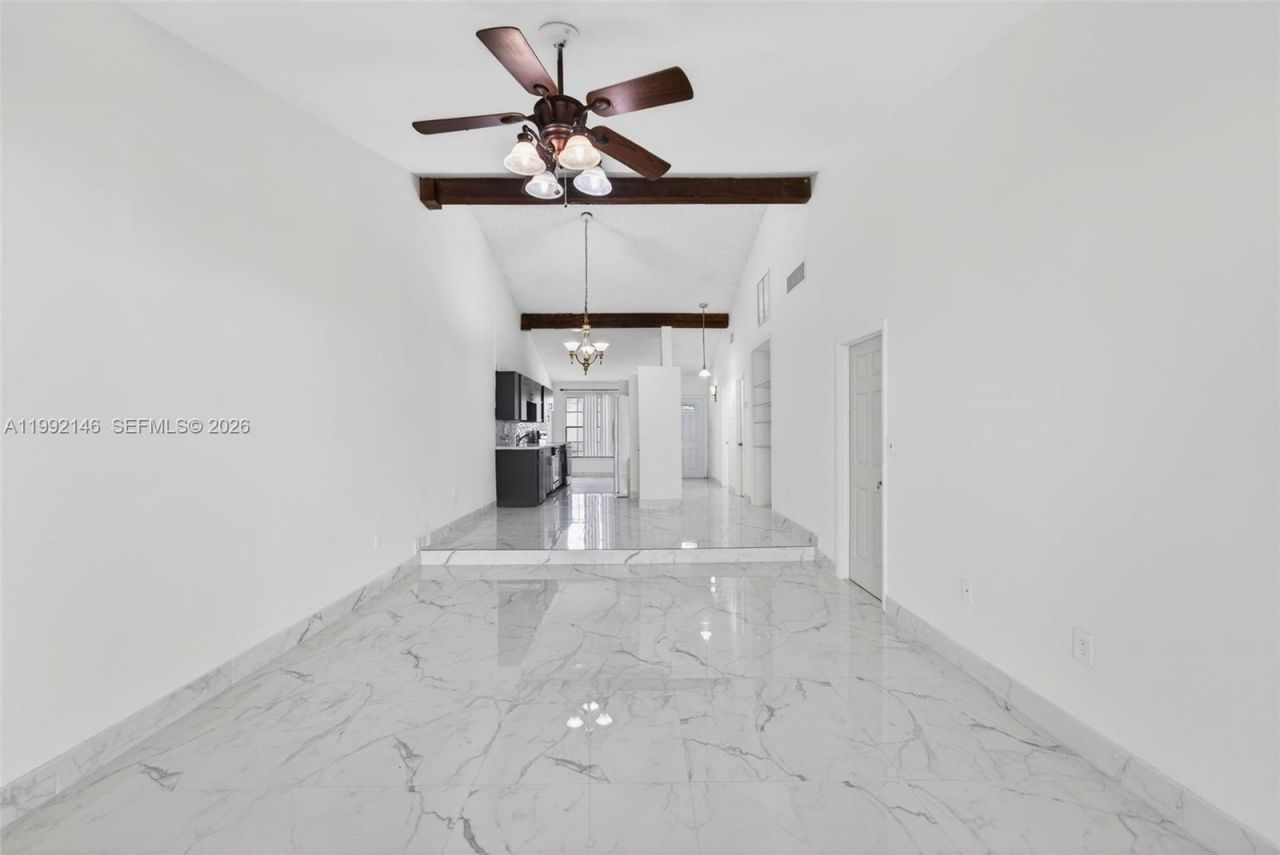 10351 Juniper Ct , Pembroke Pines, FL 33026 Photo