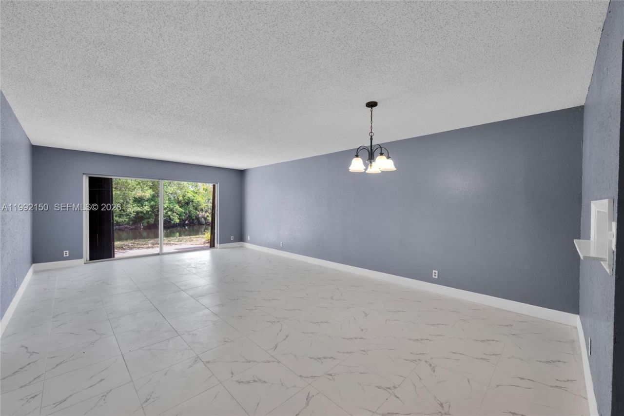 1624 NW 56th Ave, Unit 14, Lauderhill, FL 33313 Photo