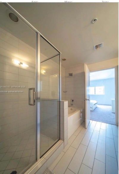 999 SW 1st Ave , Unit 2105, Miami, FL 33130 Photo