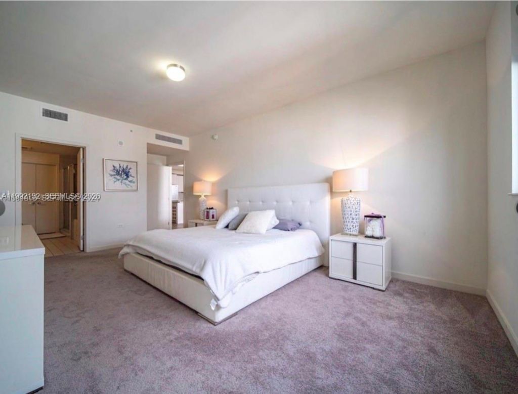 999 SW 1st Ave , Unit 2105, Miami, FL 33130 Photo