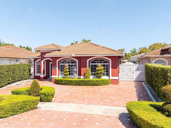 7929 NW 200th Ter , Hialeah, FL 33015