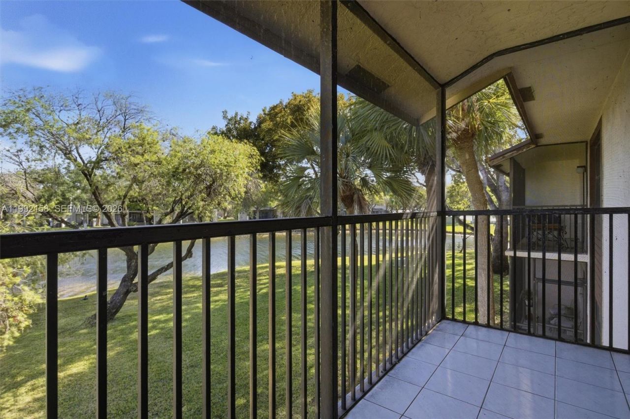 9994 Nob Hill Ct, Unit 9994, Sunrise, FL 33351 Photo