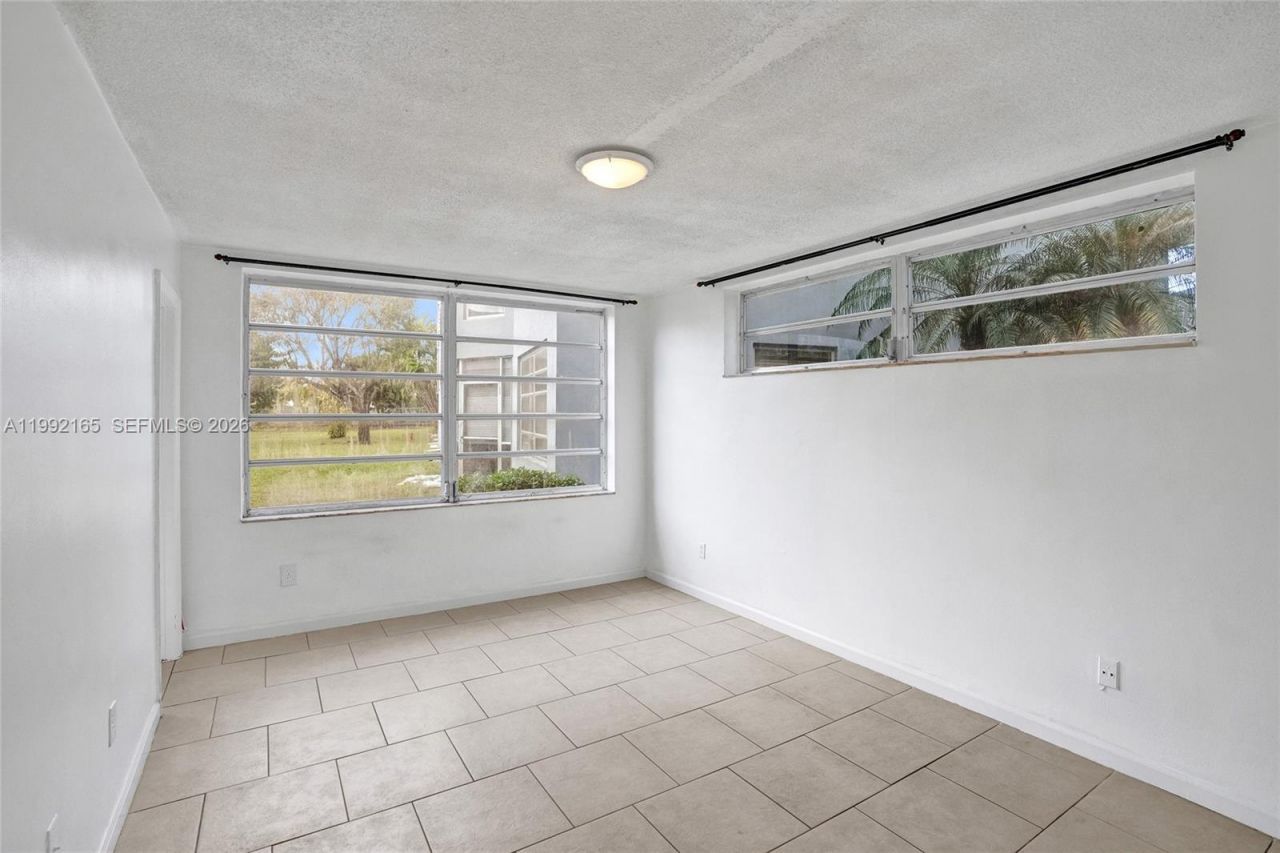 1601 NE 191 St , Unit B112, Miami, FL 33179 Photo