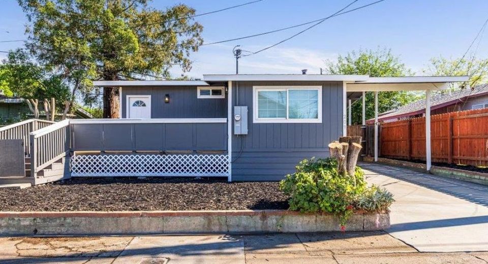 209 Dewitt Ct, Sacramento, CA 95838 Photo