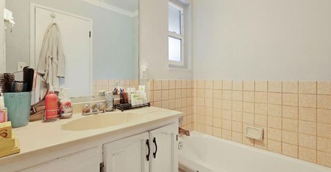 424 Morada Ln, Stockton, CA 95210 Photo