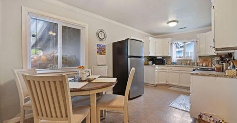 424 Morada Ln, Stockton, CA 95210 Photo