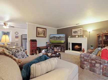 424 Morada Ln, Stockton, CA 95210 Photo