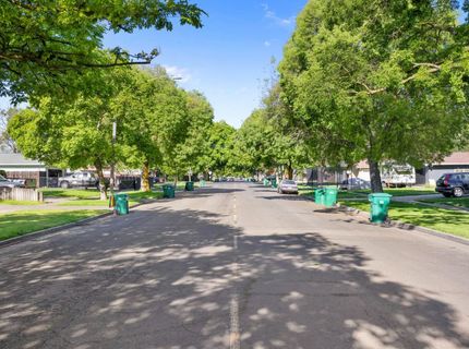 424 Morada Ln, Stockton, CA 95210 Photo