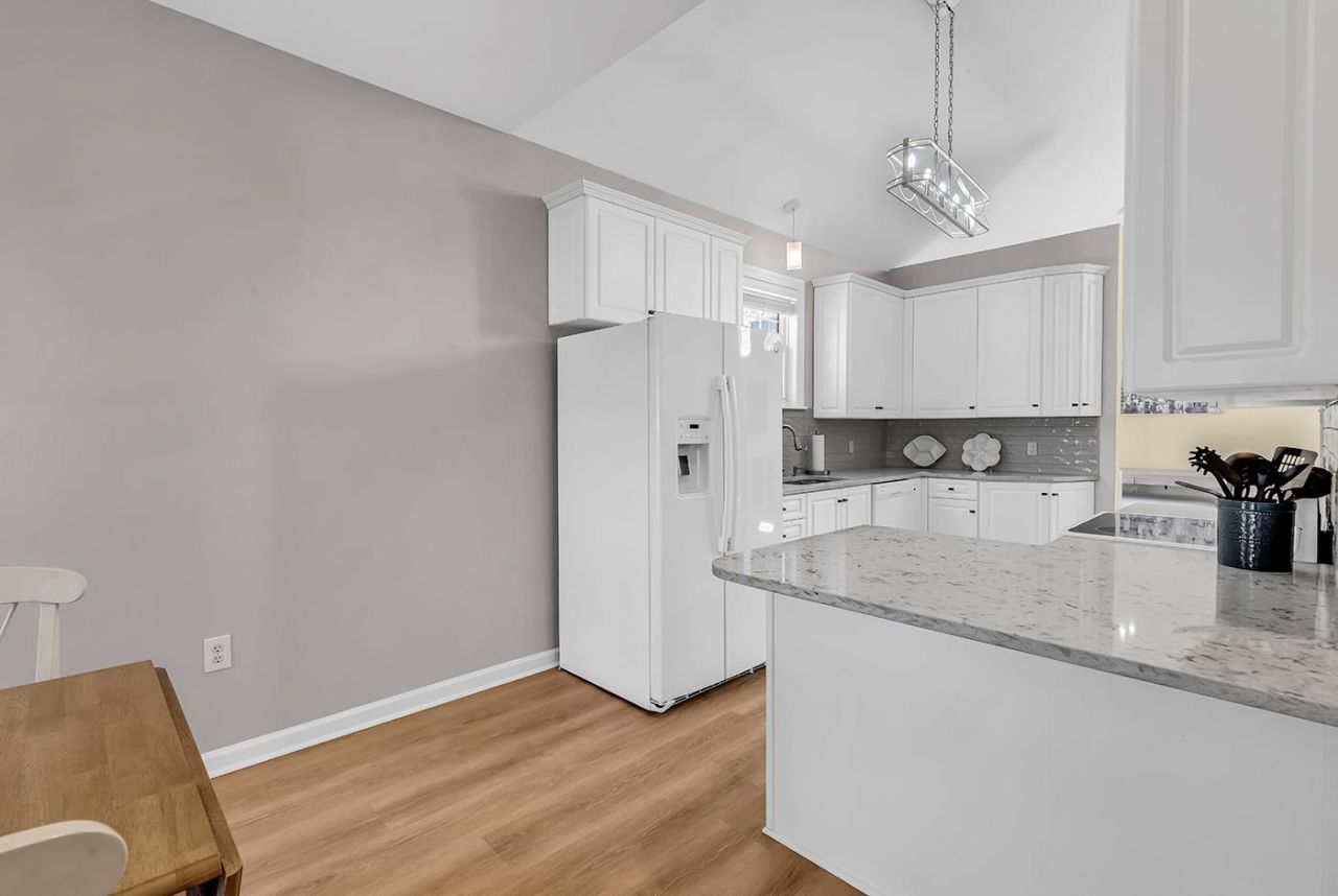 4344 Windy Heights Dr. Photo 11