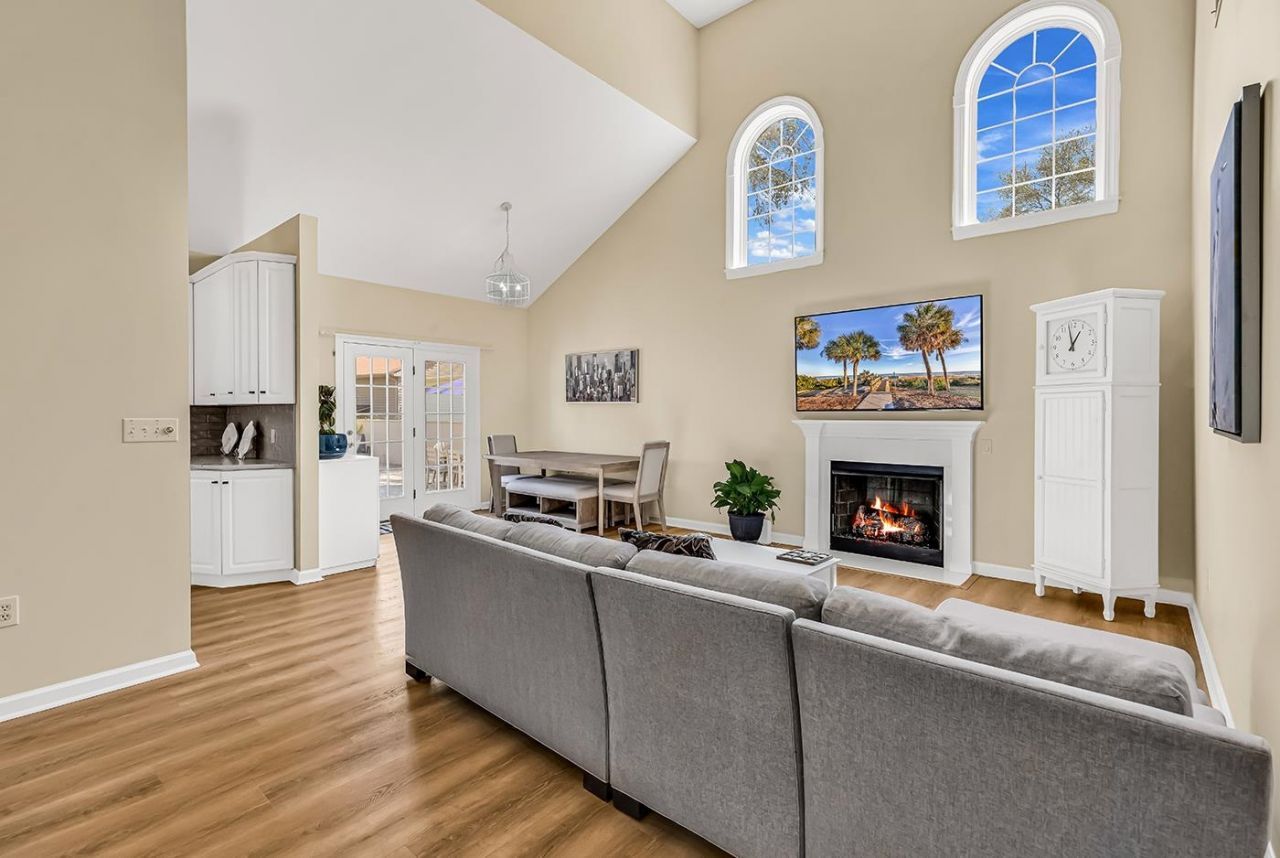 4344 Windy Heights Dr. Photo 18