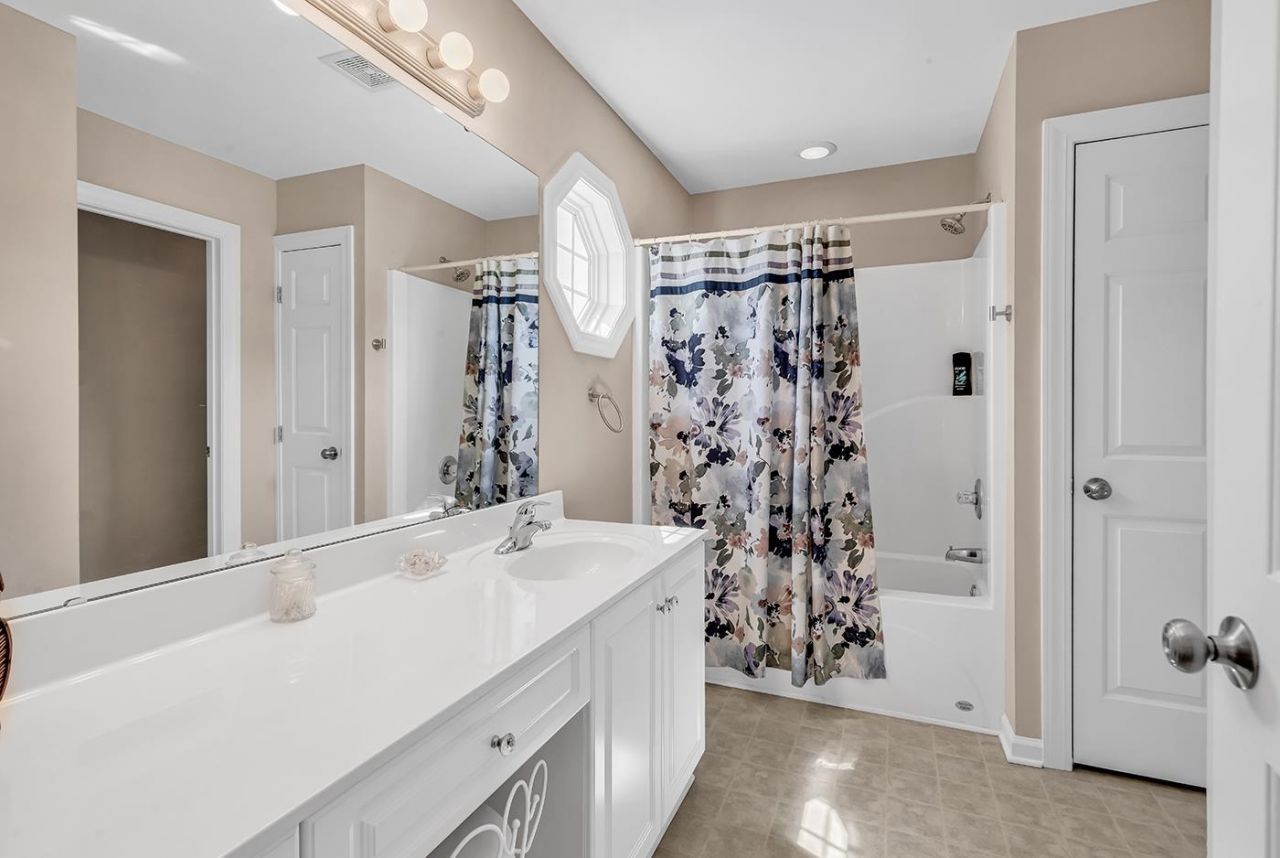 4344 Windy Heights Dr. Photo 26