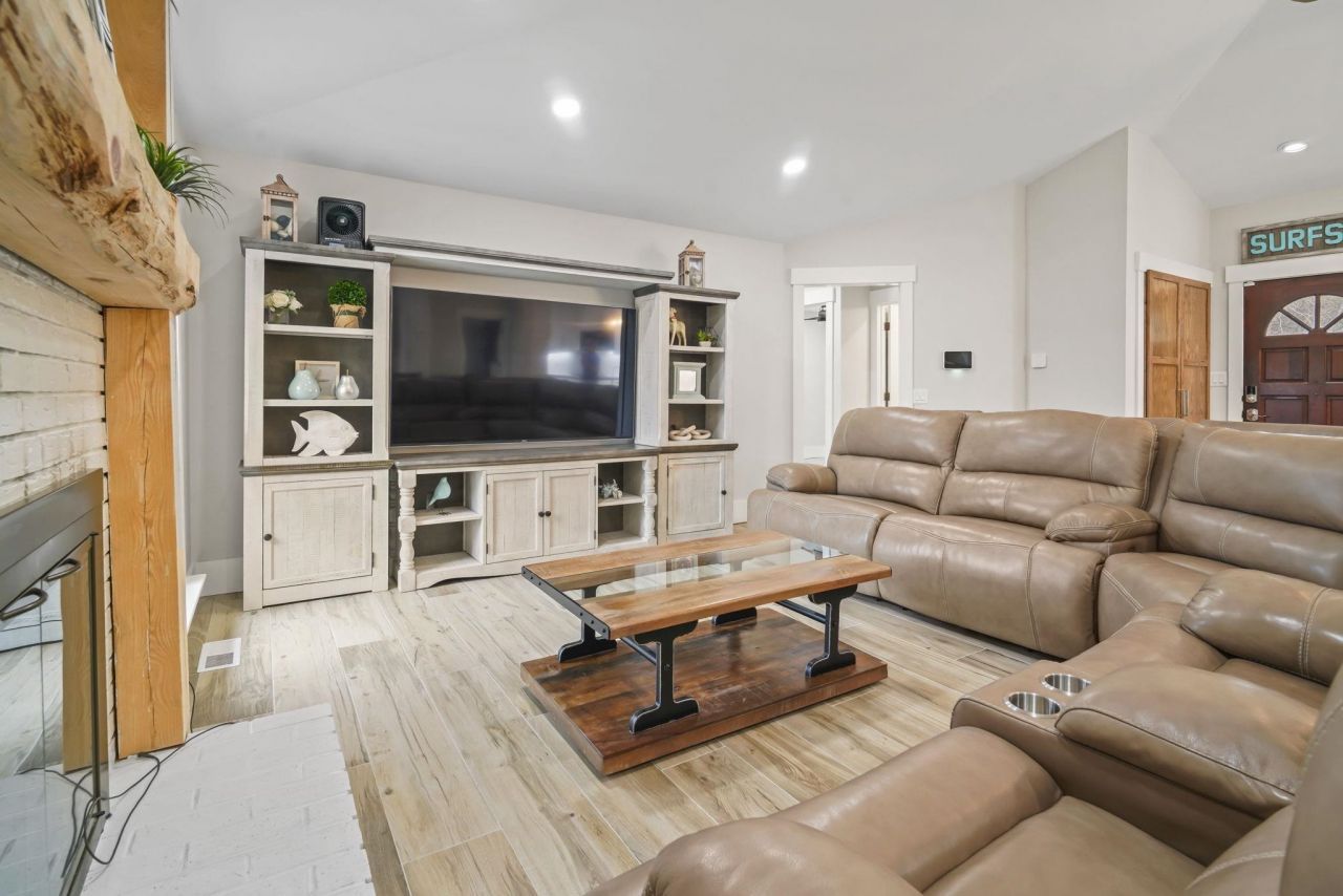 718 7th Ave. N Photo 23