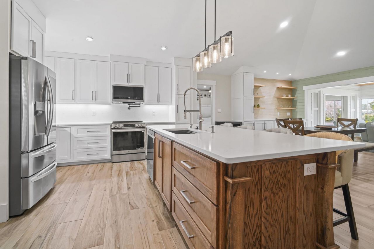 718 7th Ave. N Photo 9