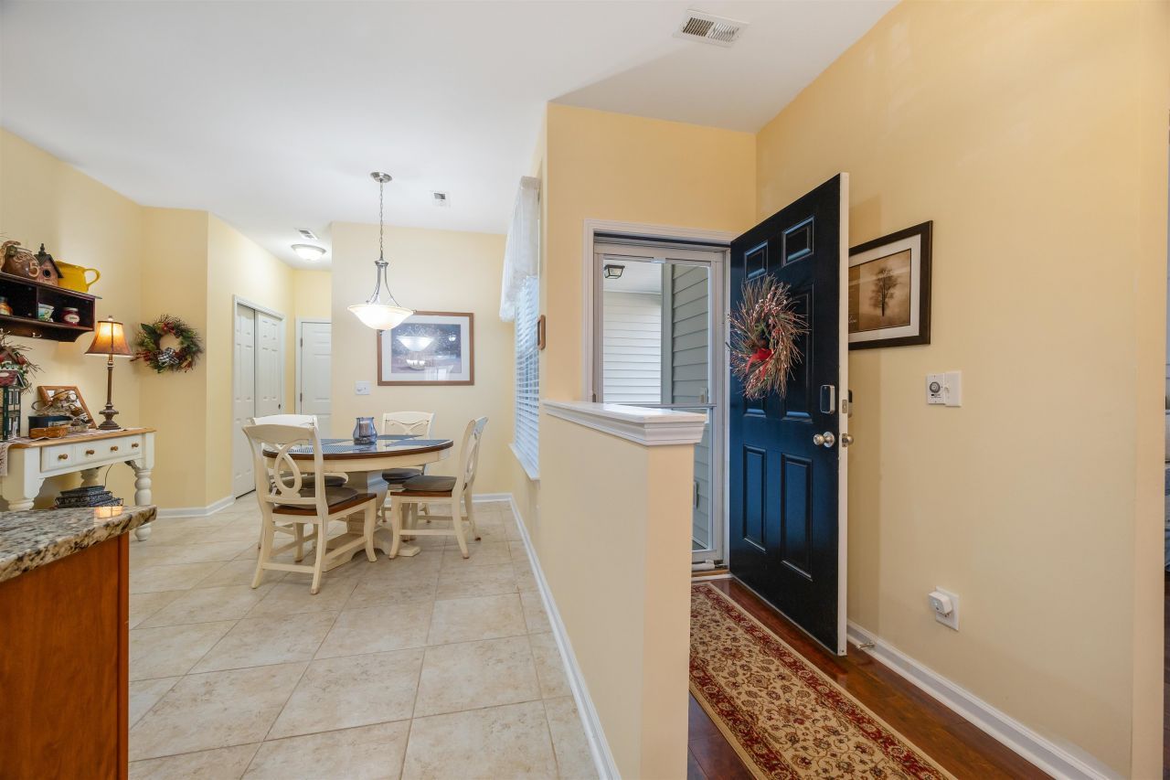 1606 Palmina Loop Photo 12