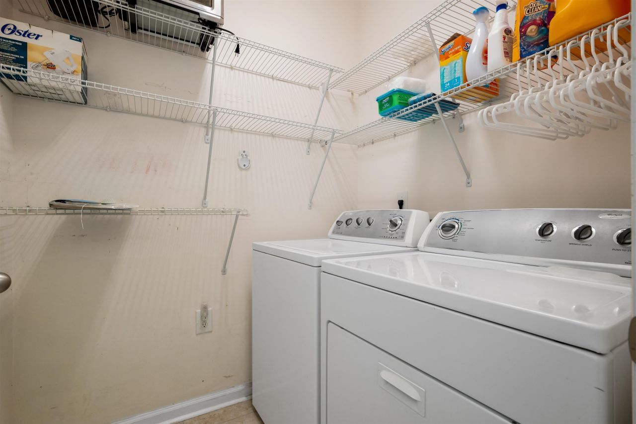 1606 Palmina Loop Photo 34