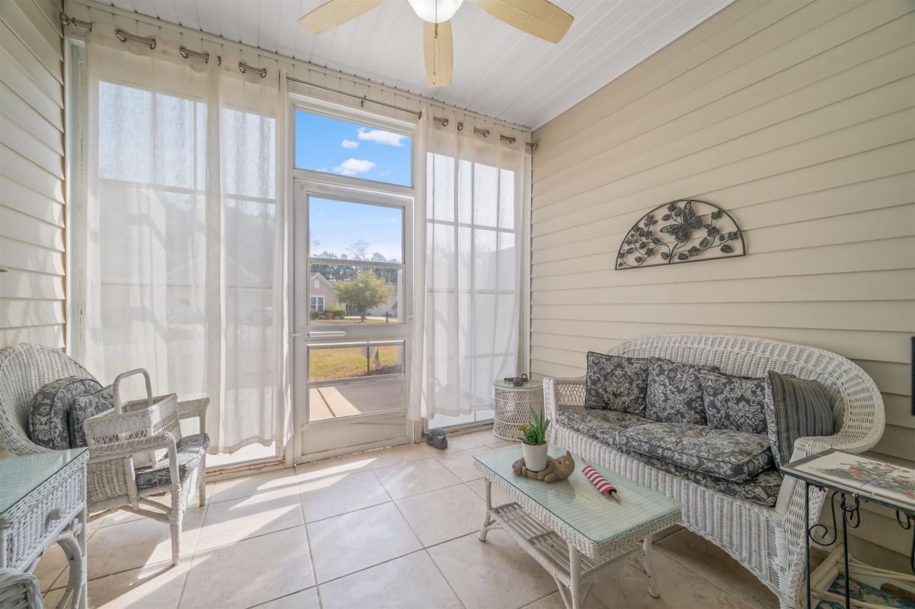 1606 Palmina Loop Photo 36