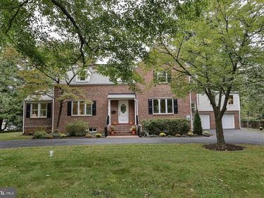 208 GLEN AVENUE SW , VIENNA, VA 22180