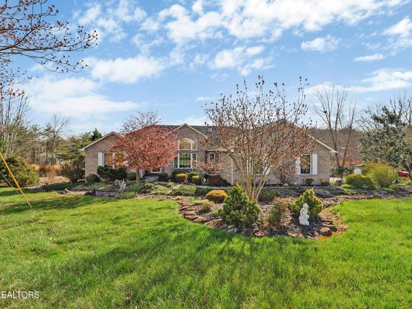 931 Modac Drive, Crossville, TN 38572