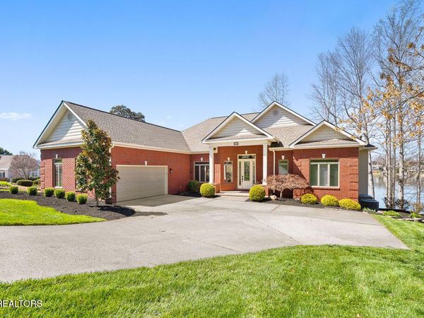 323 Okmulgee Circle, Loudon, TN 37774