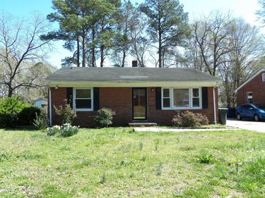 1113 Woodrow Street S, Wilson, NC 27893