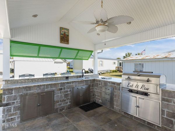 405 Snow Goose Lane , Newport, NC 28570