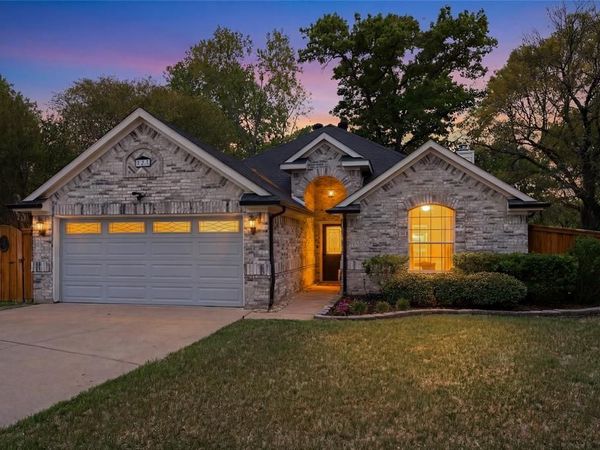 843 Yellow Tavern Court, Grand Prairie, TX 75052