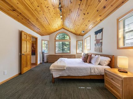 11654 Lausanne Way, Truckee, CA 96161 Photo