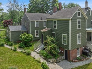 11 High Rd, Newbury, MA 01951