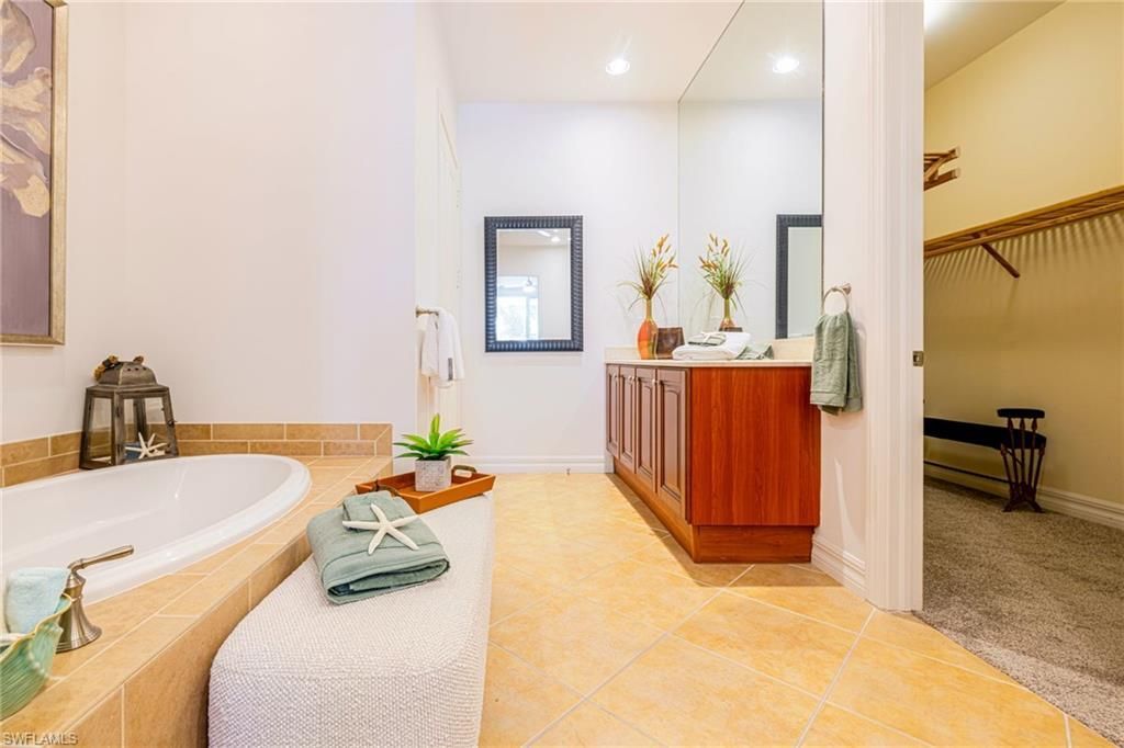 4751 West Bay Blvd, Unit 102, Estero, FL 33928 Photo