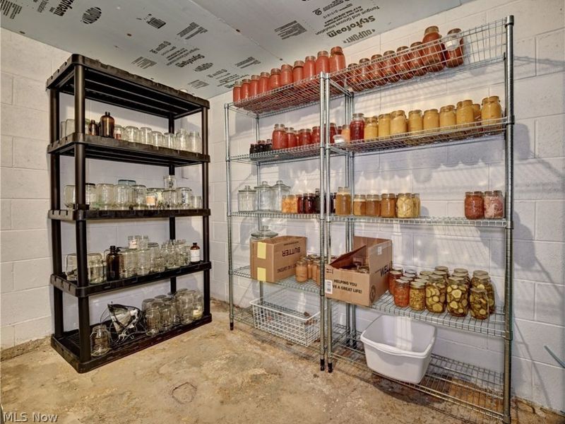 7506 Roy Andrews Road NW, New Philadelphia, OH 44663 Photo 26