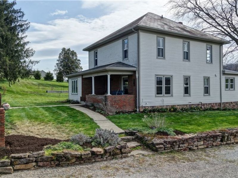 7506 Roy Andrews Road NW, New Philadelphia, OH 44663 Photo 3