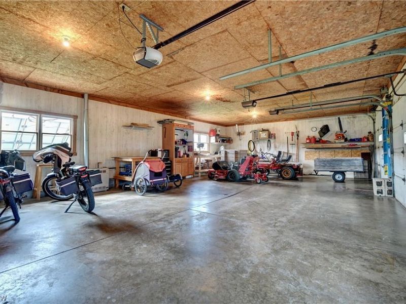 7506 Roy Andrews Road NW, New Philadelphia, OH 44663 Photo 35