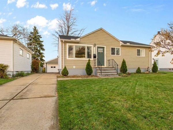 16084 Harrison Drive, Brook Park, OH 44142