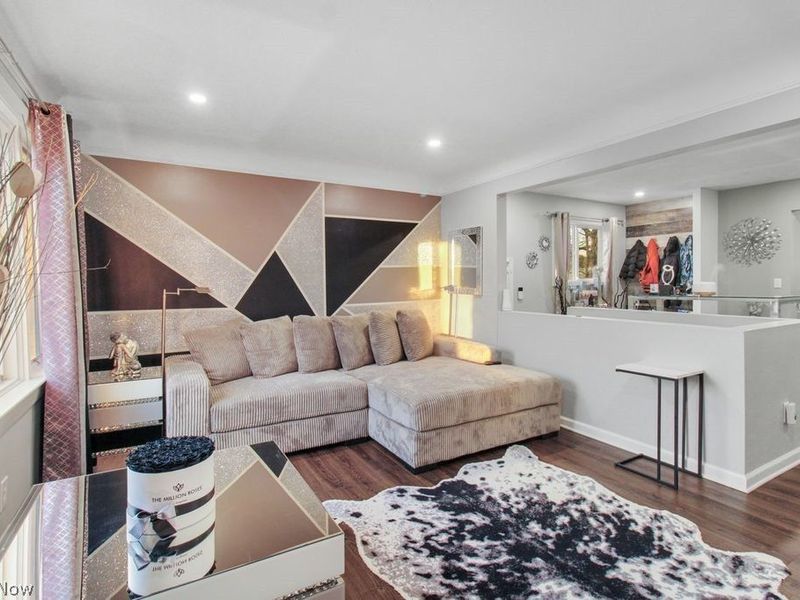 16084 Harrison Drive, Brook Park, OH 44142 Photo 4