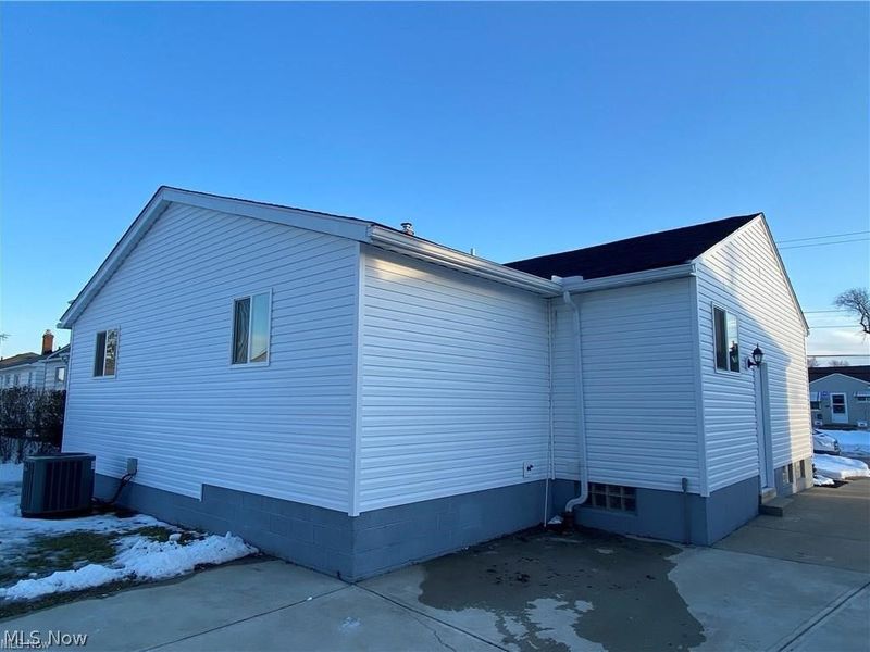 16084 Harrison Drive , Brook Park, OH 44142 Photo 4